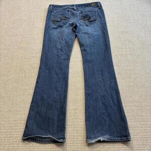 X2 Express Women's Low rise Flared jeans 32x31 size 8